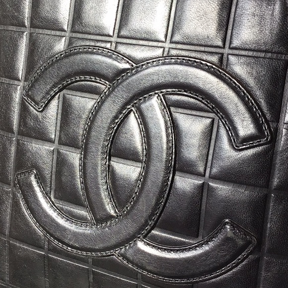 Rare Authentic Chanel - Picture 13 of 16
